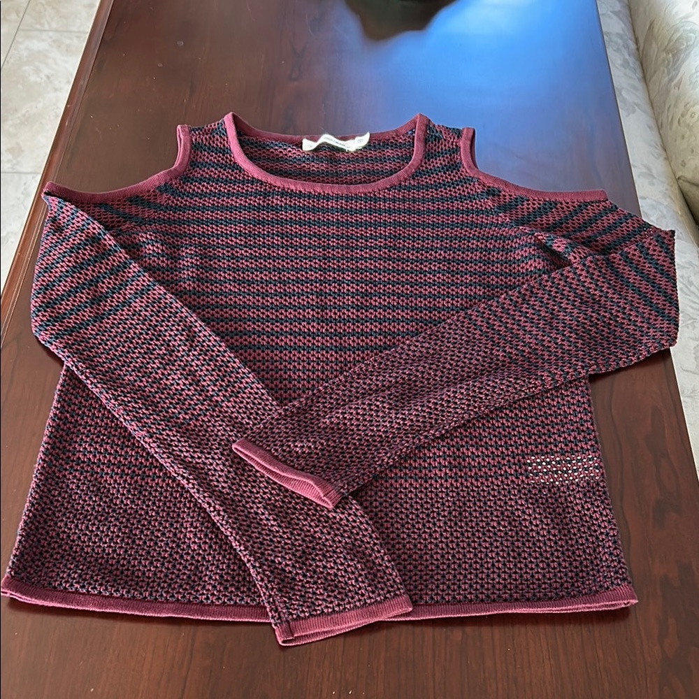 rag & bone Shoulder cut out long sleeve Burgundy Sweater